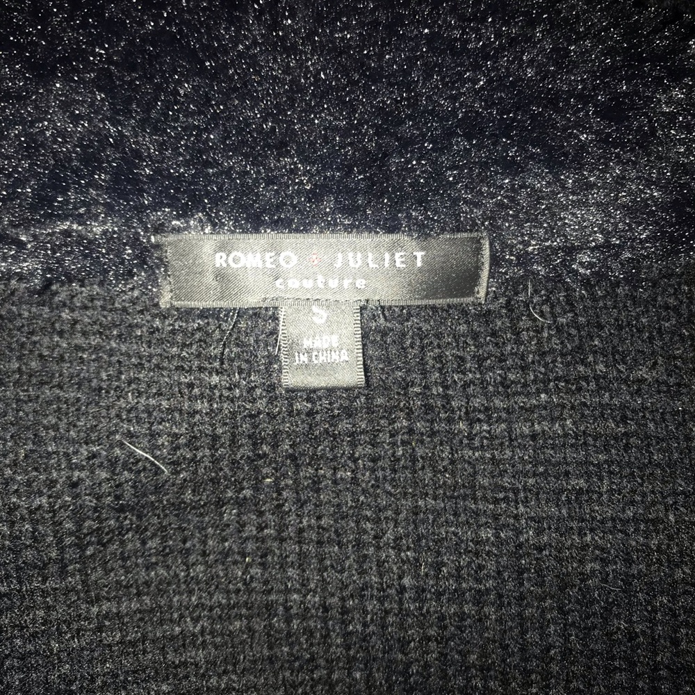 Sweater - Picture 5 of 5
